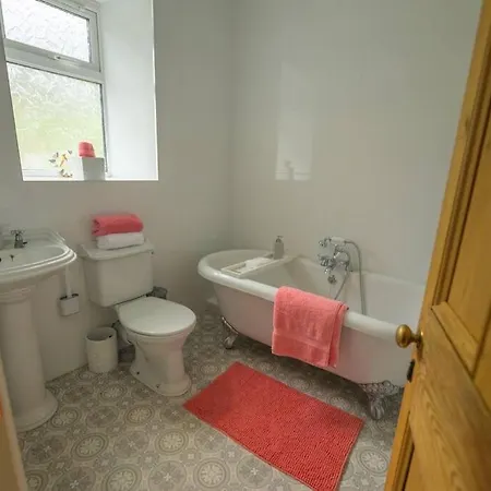 Number 2 Villa Mountain Ash Exterior photo