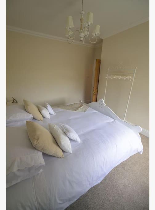Villa Number 2 *