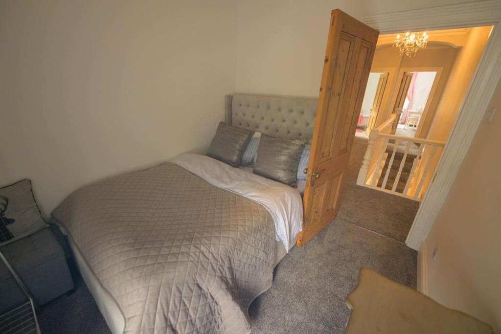 Villa Number 2 *
