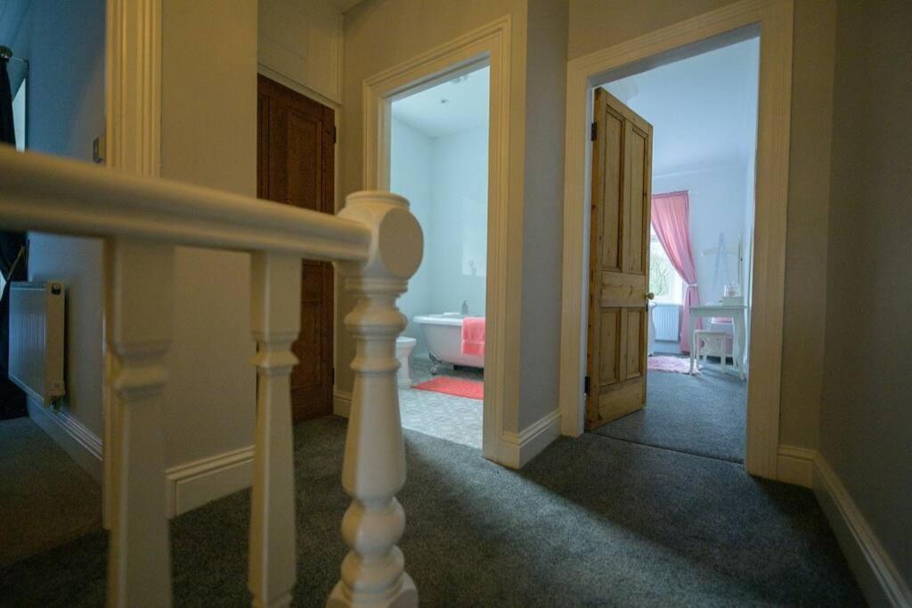 Number 2 Villa Mountain Ash